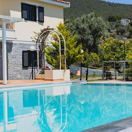 Kouvelia Country Home Luxury Villa Rental Nerotrivia Ngoại thất bức ảnh
