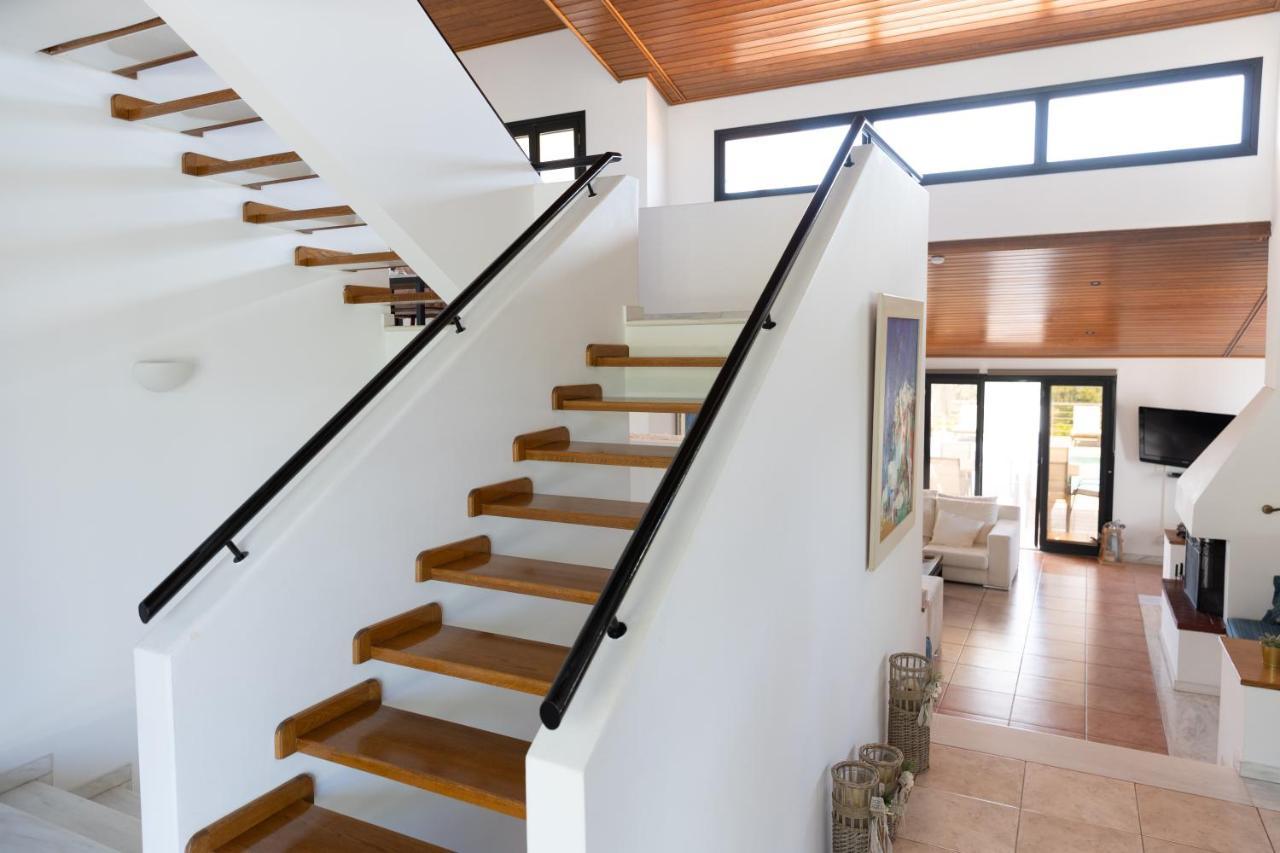 Kouvelia Country Home Luxury Villa Rental Nerotrivia Ngoại thất bức ảnh