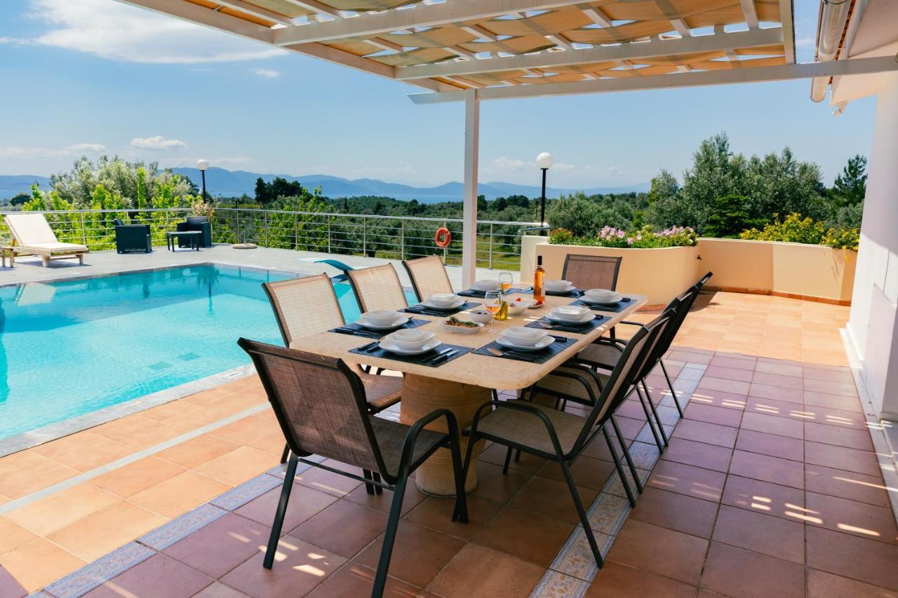 Kouvelia Country Home Luxury Villa Rental Nerotrivia Ngoại thất bức ảnh